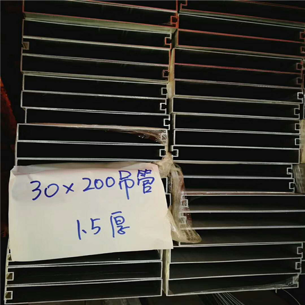 遼寧型材鋁方通廠家 木紋型材鋁方通價格 木紋凹槽形型材鋁方通