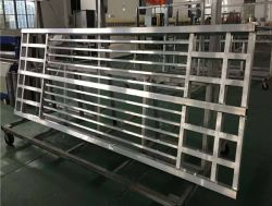 山東鋁合金窗花廠家 鋁合金仿古木紋窗花 老商業(yè)街改造 鋁方管焊接鋁窗花